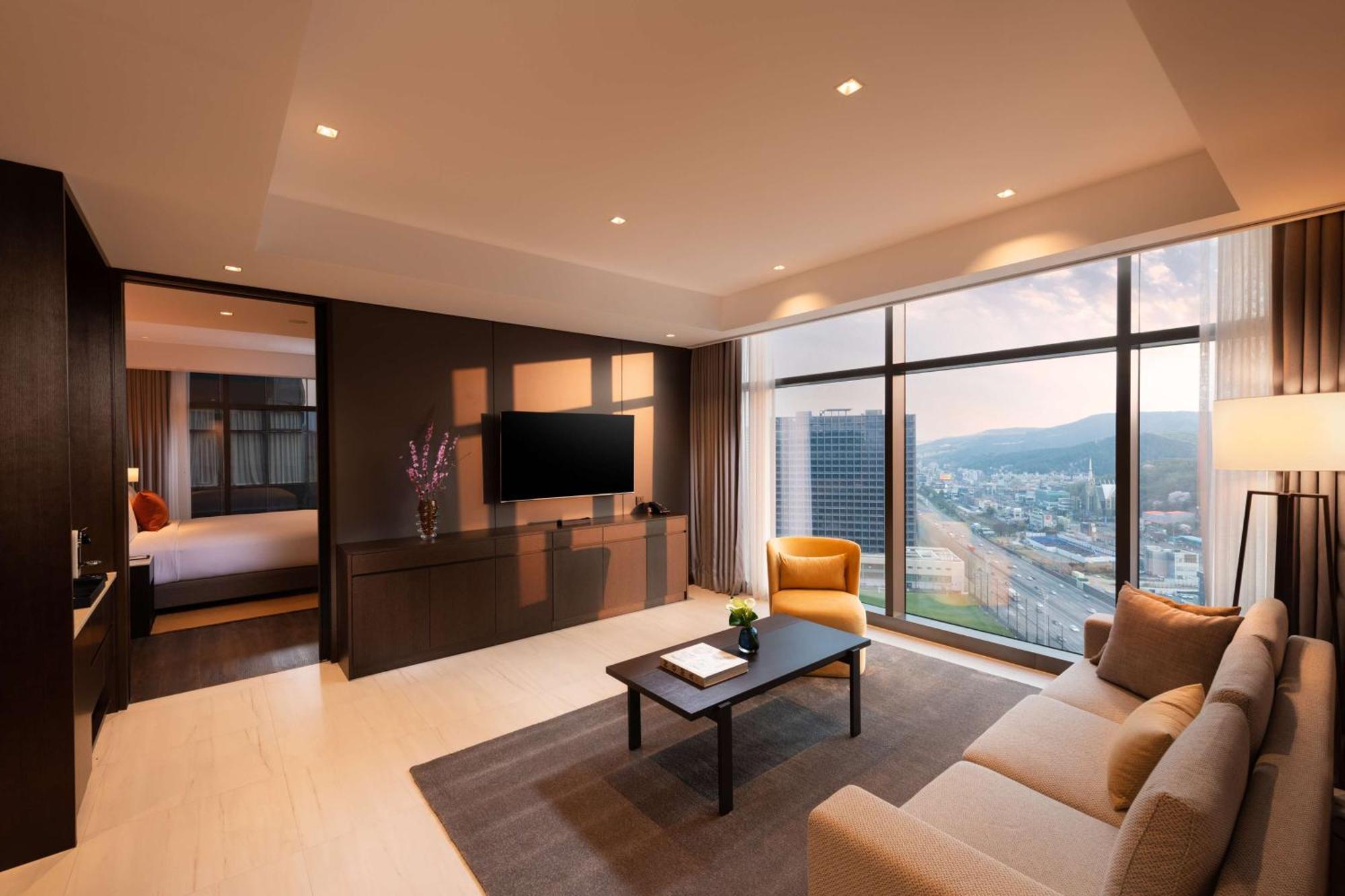 Doubletree By Hilton Seoul Pangyo Hotel Szongnam Kültér fotó