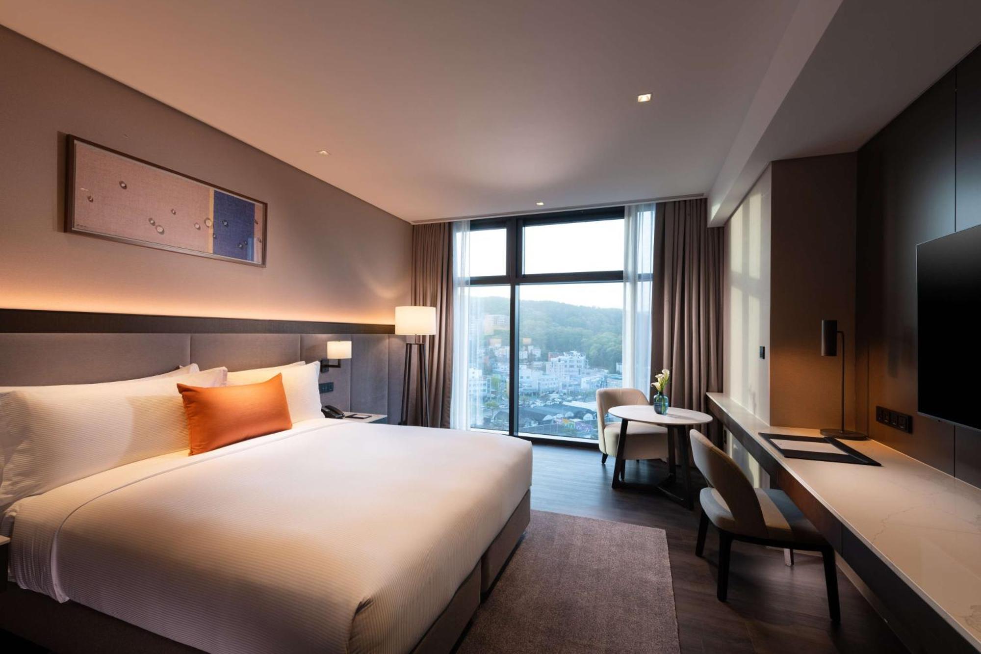 Doubletree By Hilton Seoul Pangyo Hotel Szongnam Kültér fotó