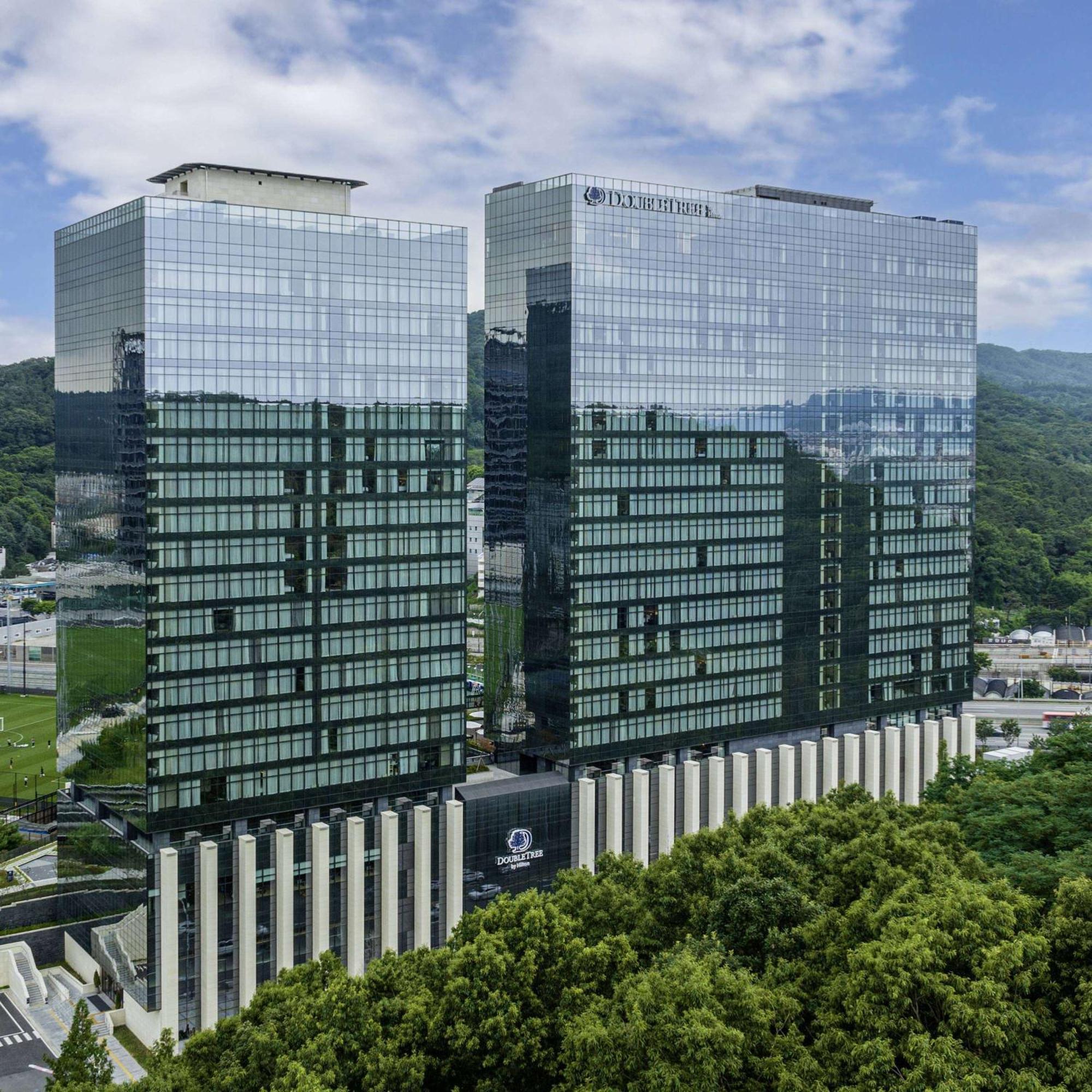 Doubletree By Hilton Seoul Pangyo Hotel Szongnam Kültér fotó